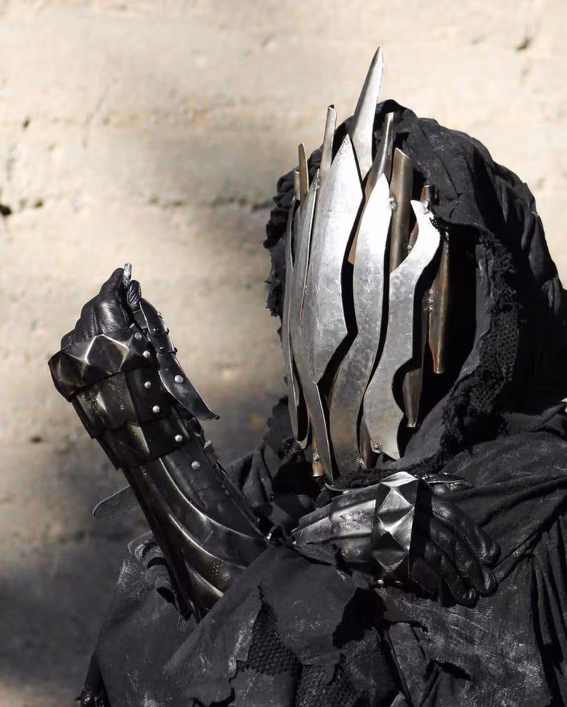 Witchking Costume Set | Dark Ringwraith-Inspired Outfit for Halloween, LARP & Fantasy Cosplay | Nazgûl Robe And Armor Cloak
